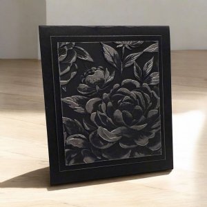 Lisa Horton - 3D Embossing Folder - A Year In Bloom